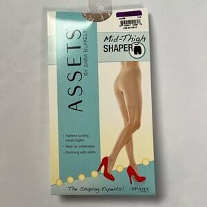 Assets by Sara Blakely Shaper Underwear Mid-Thigh Spanx Brand Nude Size 5